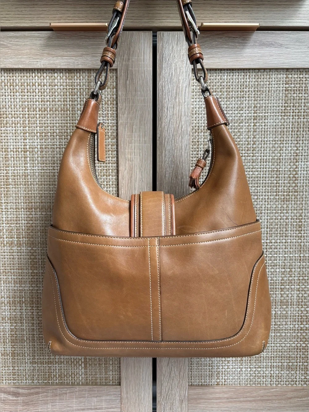COACH Hampton Soho Hobo Tan Leather Buckle Flap Y2K Shoulder Bag Handbag *READ*